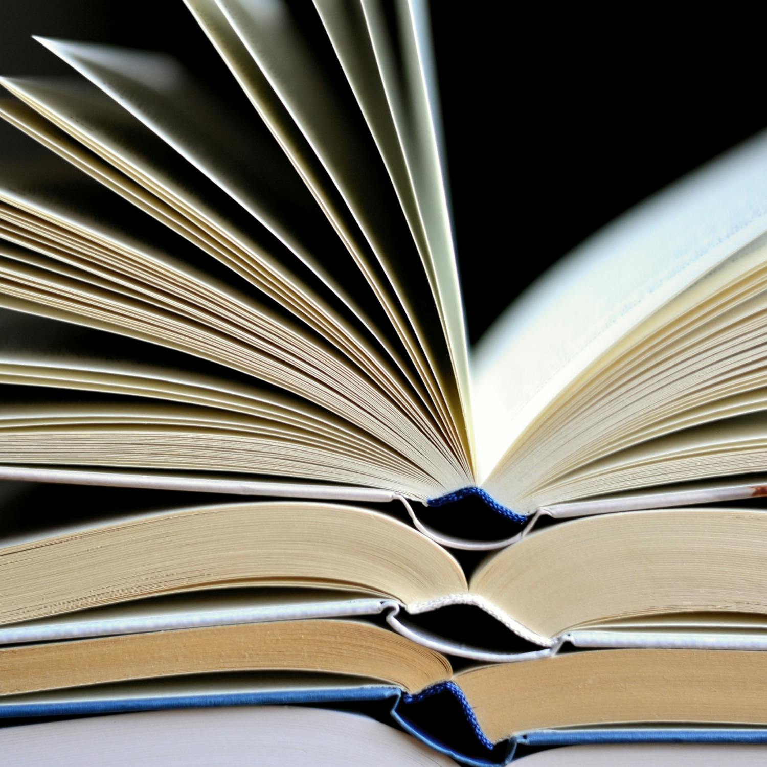 The Bookshelf with Louise Cooney