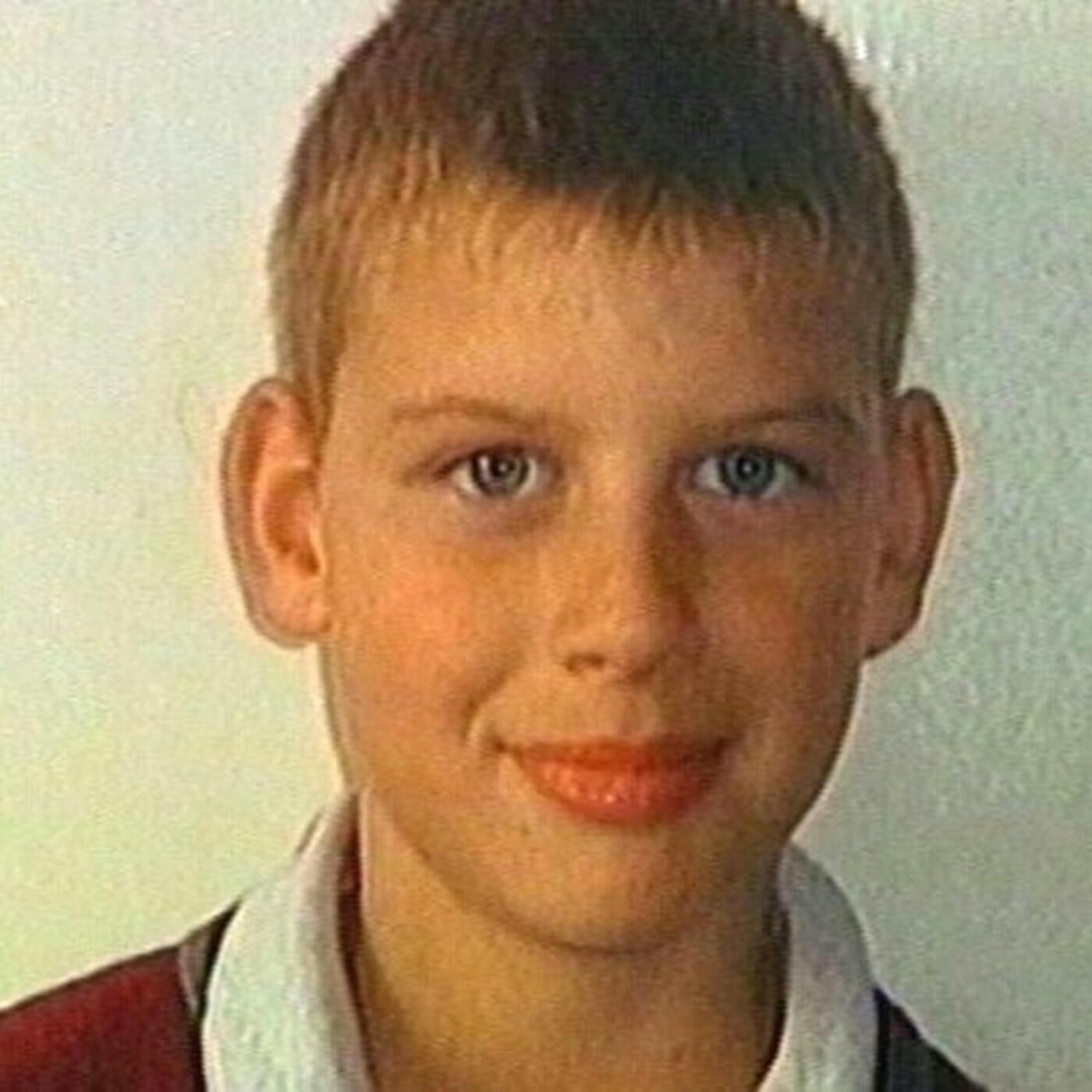 cover of episode 33 - The murder of Robert Holohan: Broken Trust