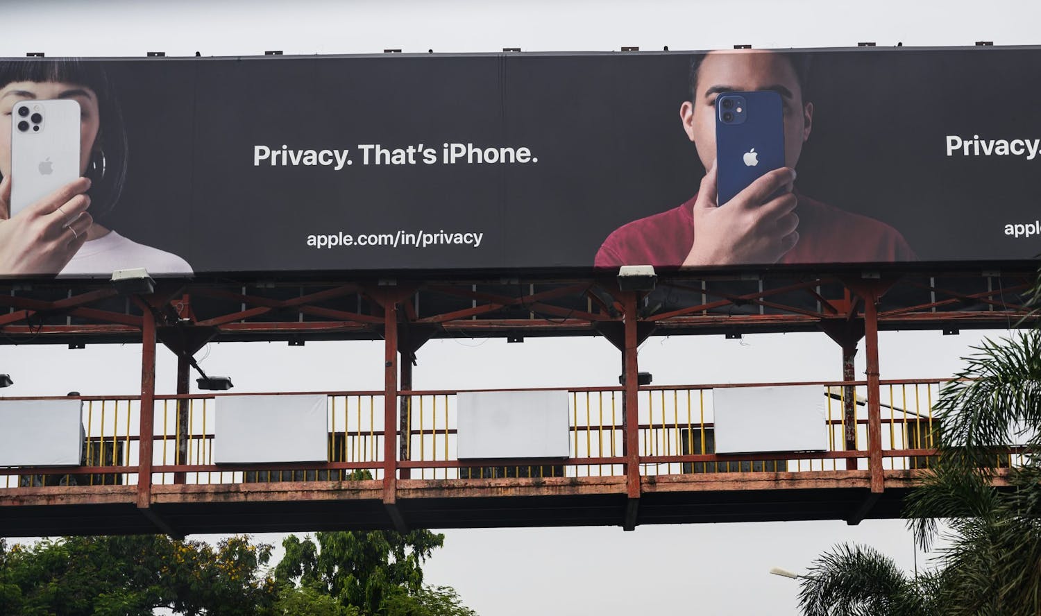 The Impact Of Cyber Attackers Exploiting New iPhone Software Vulnerability episode artwork