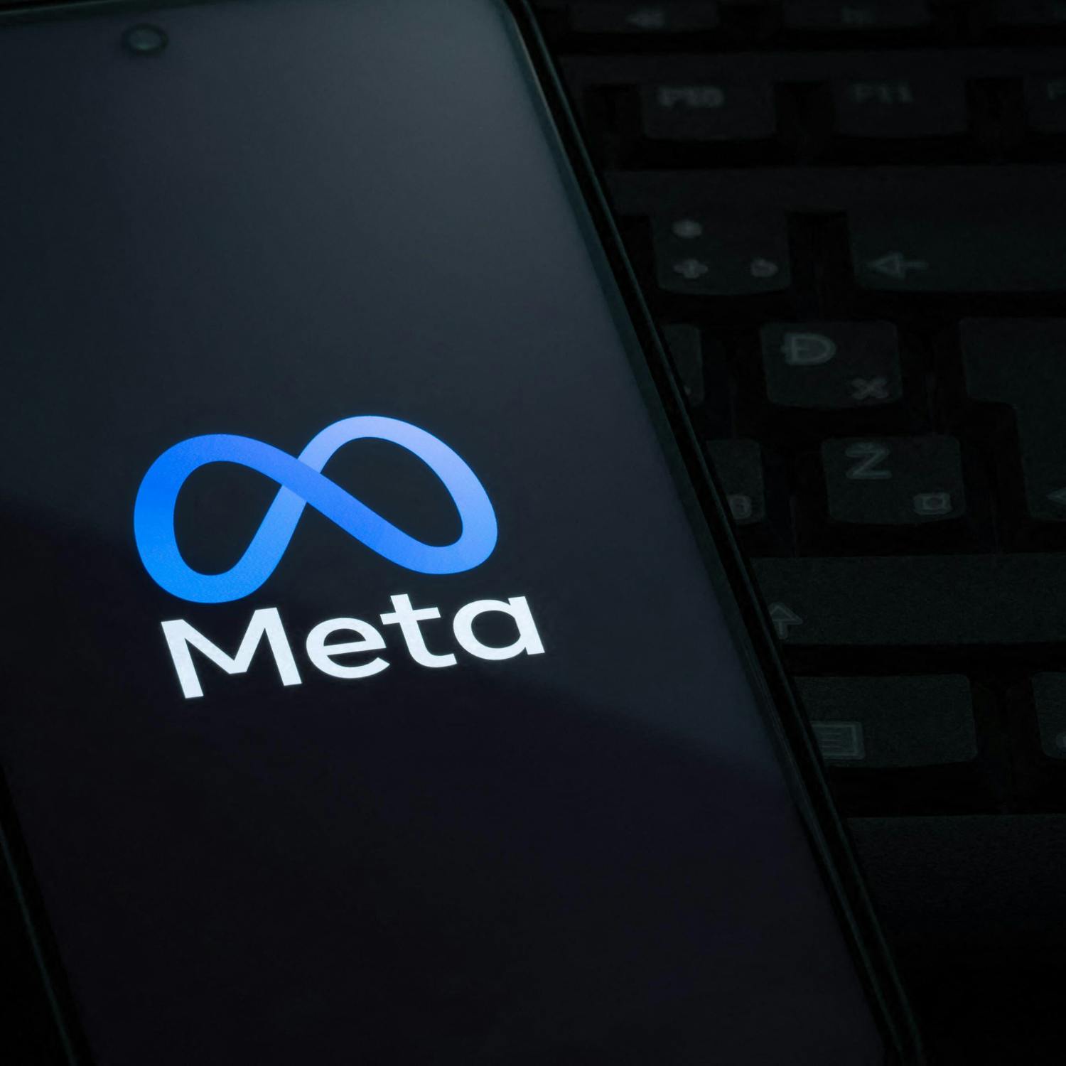 Meta donate 15,000 AI glasses to Vision Ireland