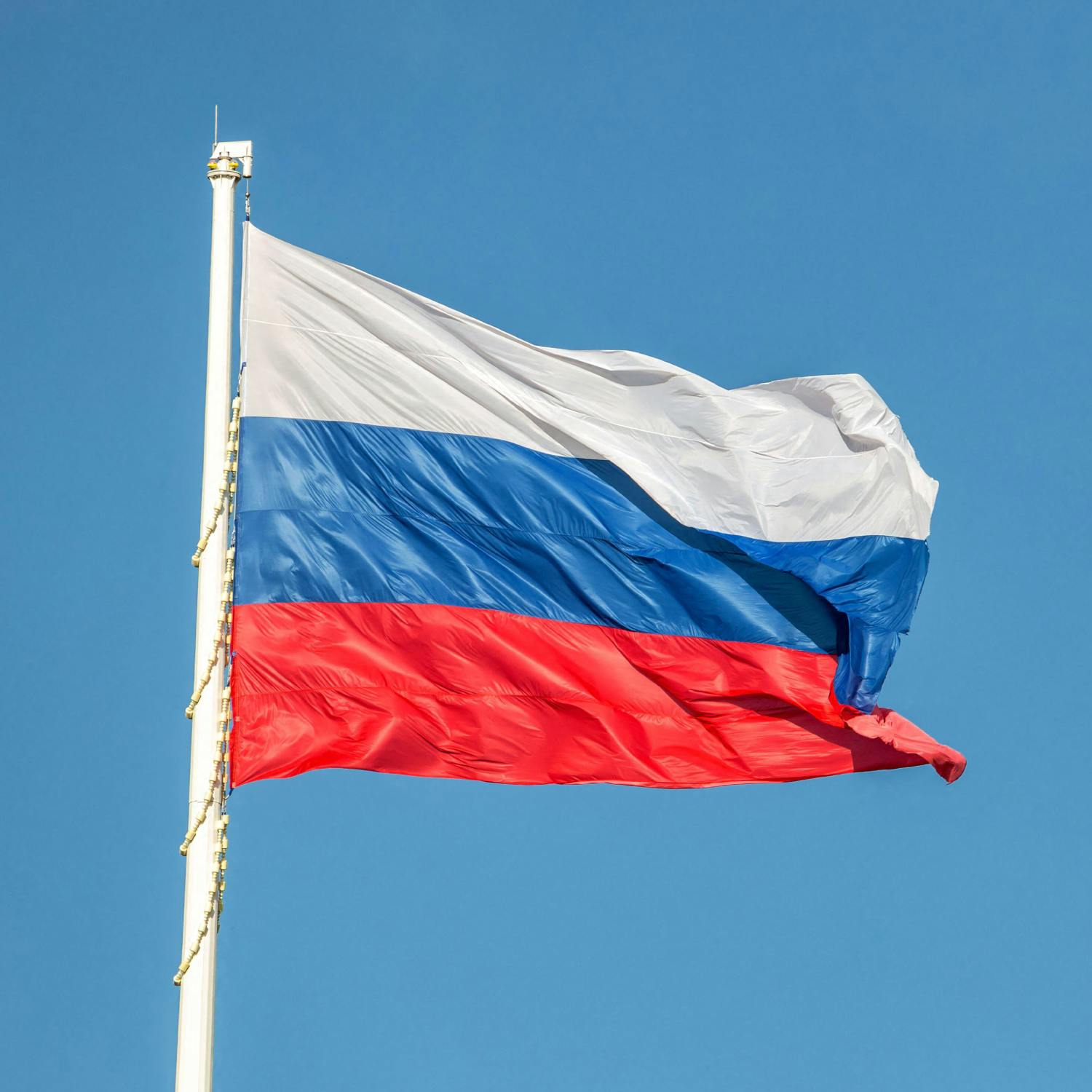 Russia threatens to bomb British military bases over Ukraine support
