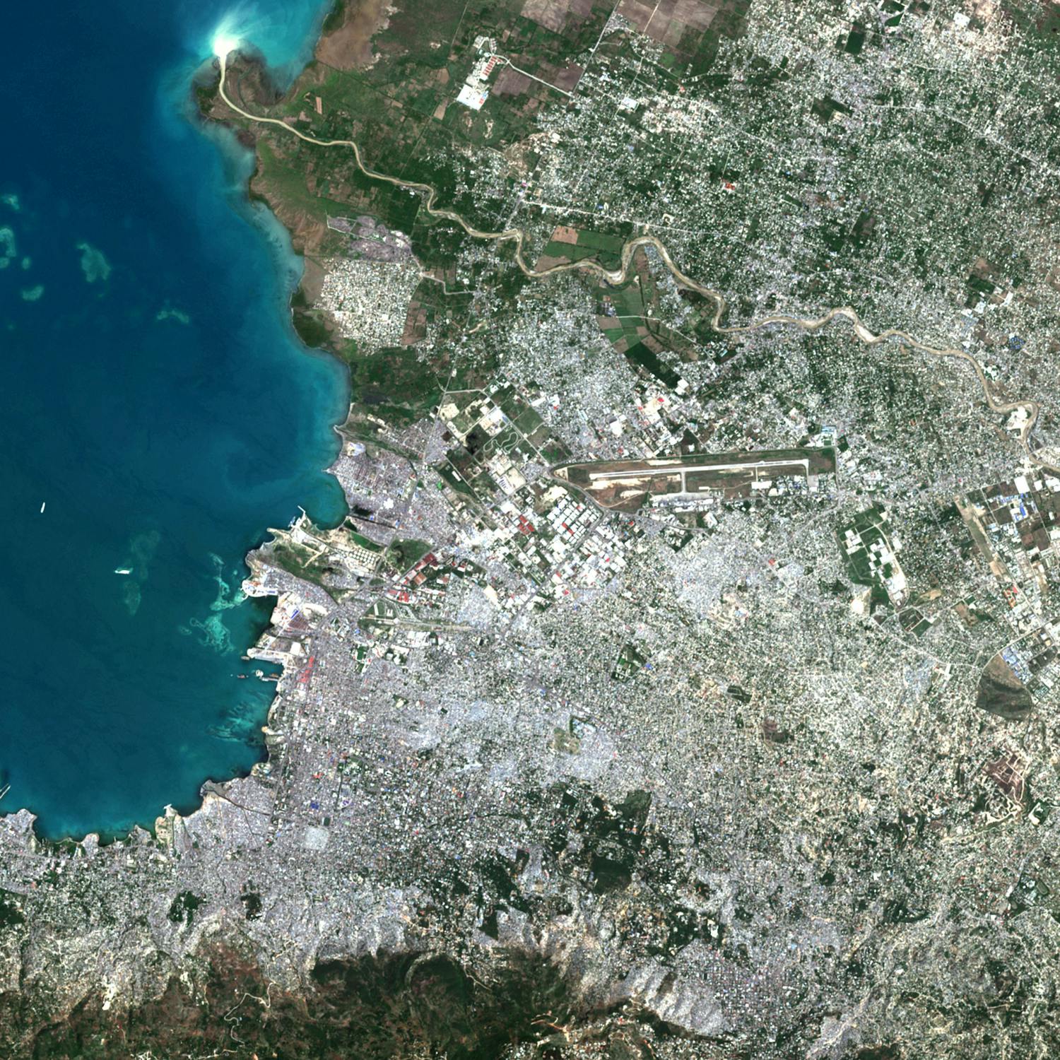 The political situation in Haiti told by a kidnapping survivor