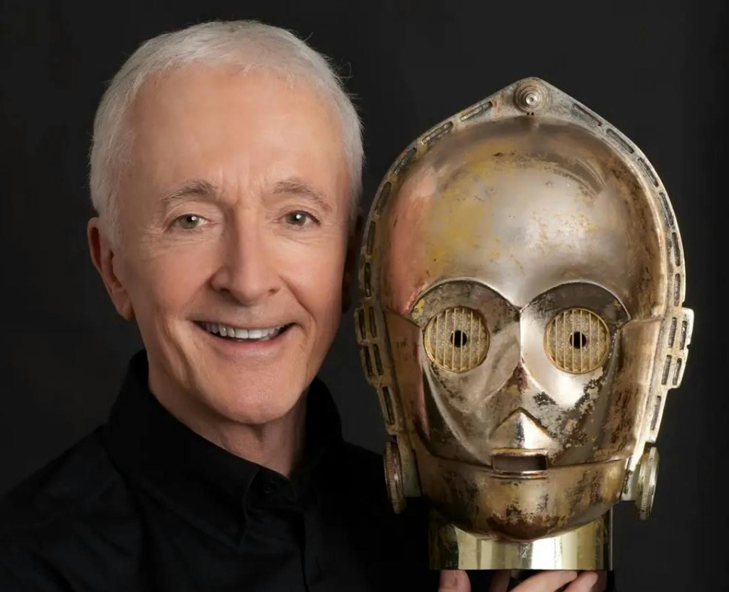 cover of episode Anthony Daniels on 45 Years of 'Star Wars Episode IV: A New Hope'