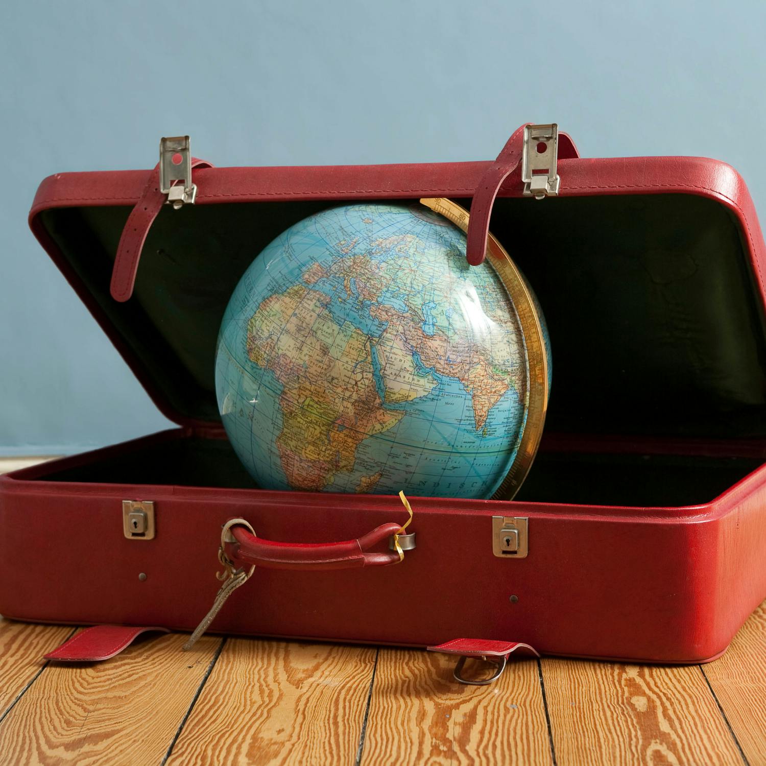 Staying safe on sixth year holidays