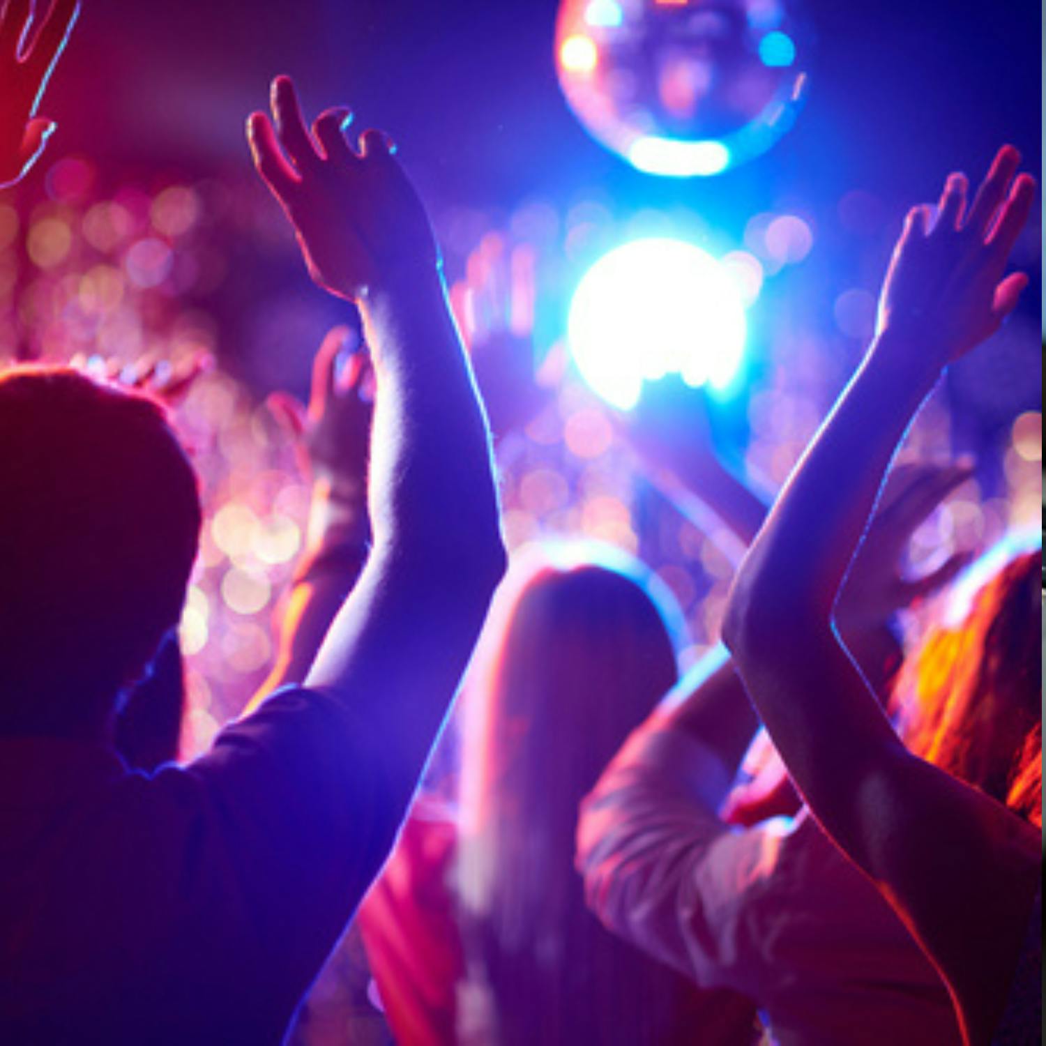 Calls for the government to crack down on drinking at teen discos