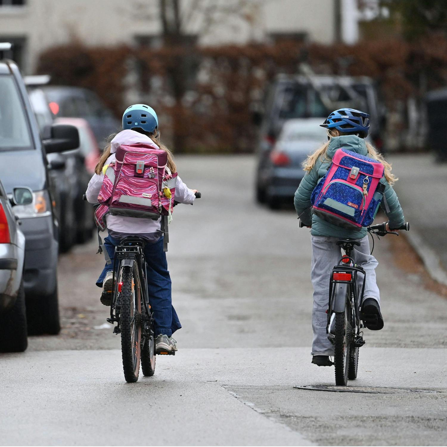 Nearly 80% of children never cycle to school, why?
