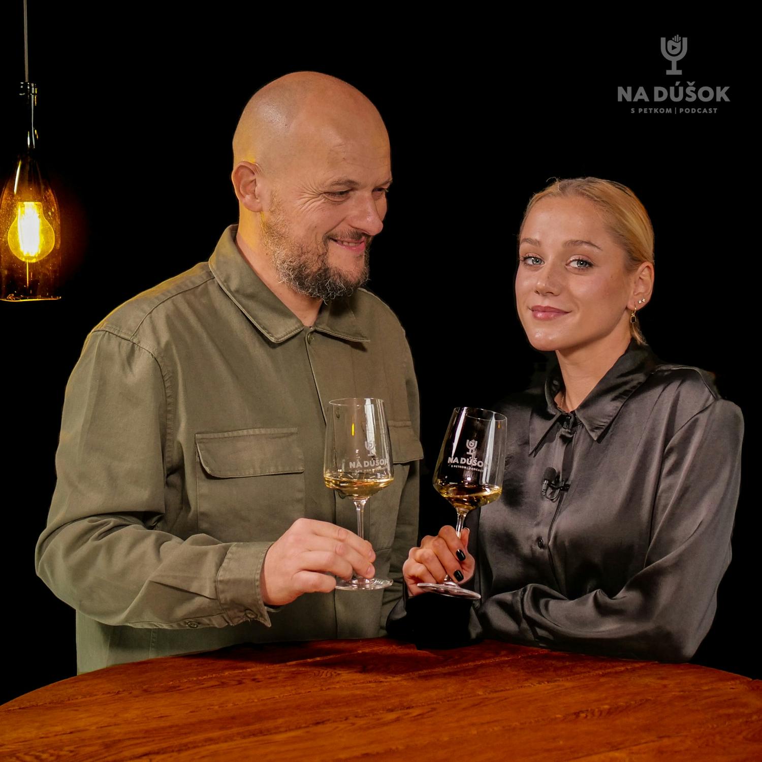 16 - Emma Drobná: Radšej by som vypila víno s hadím jedom, ako zjedla pavúka episode artwork