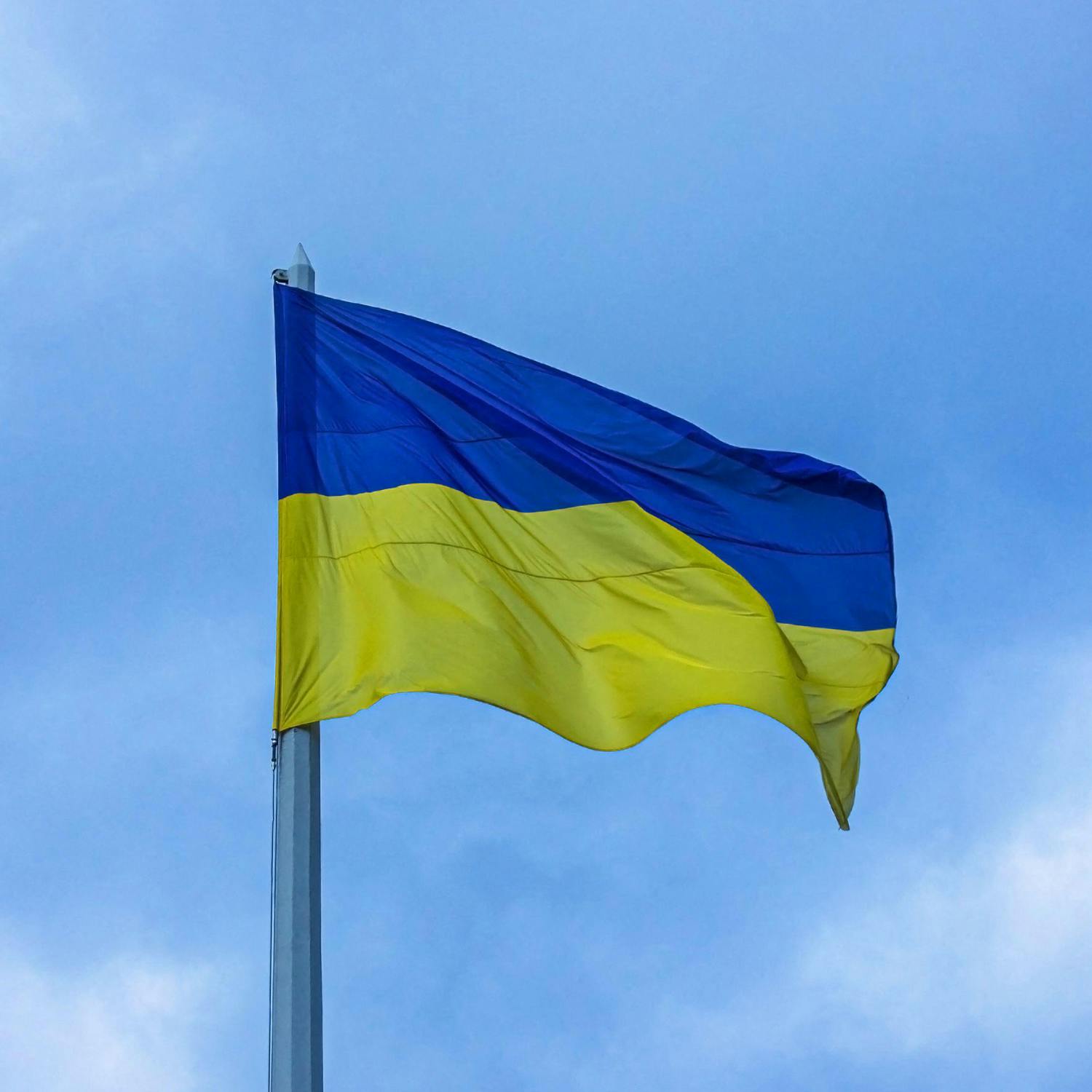 Russian missile attack kills 10 in Ukrainian village - latest updates