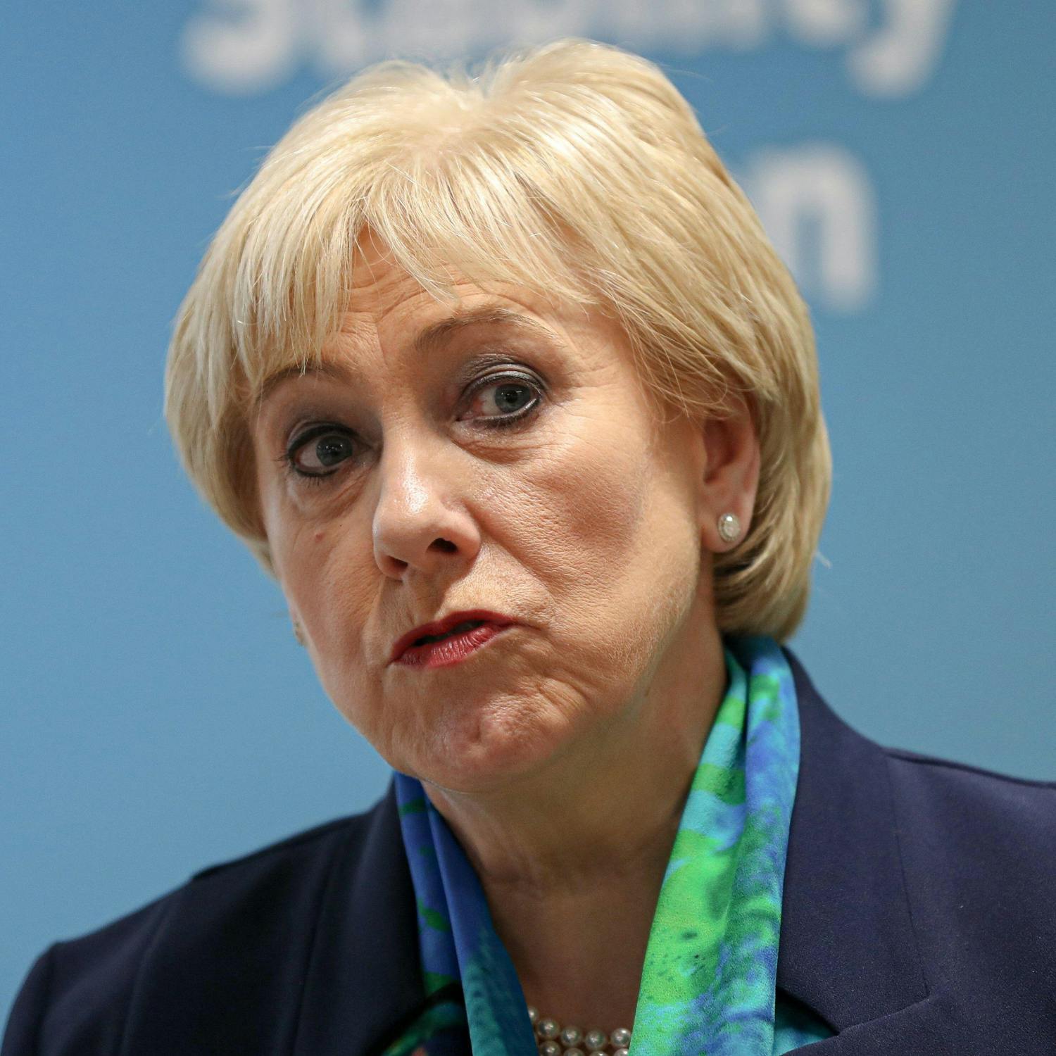 Should jobseekers be fined?