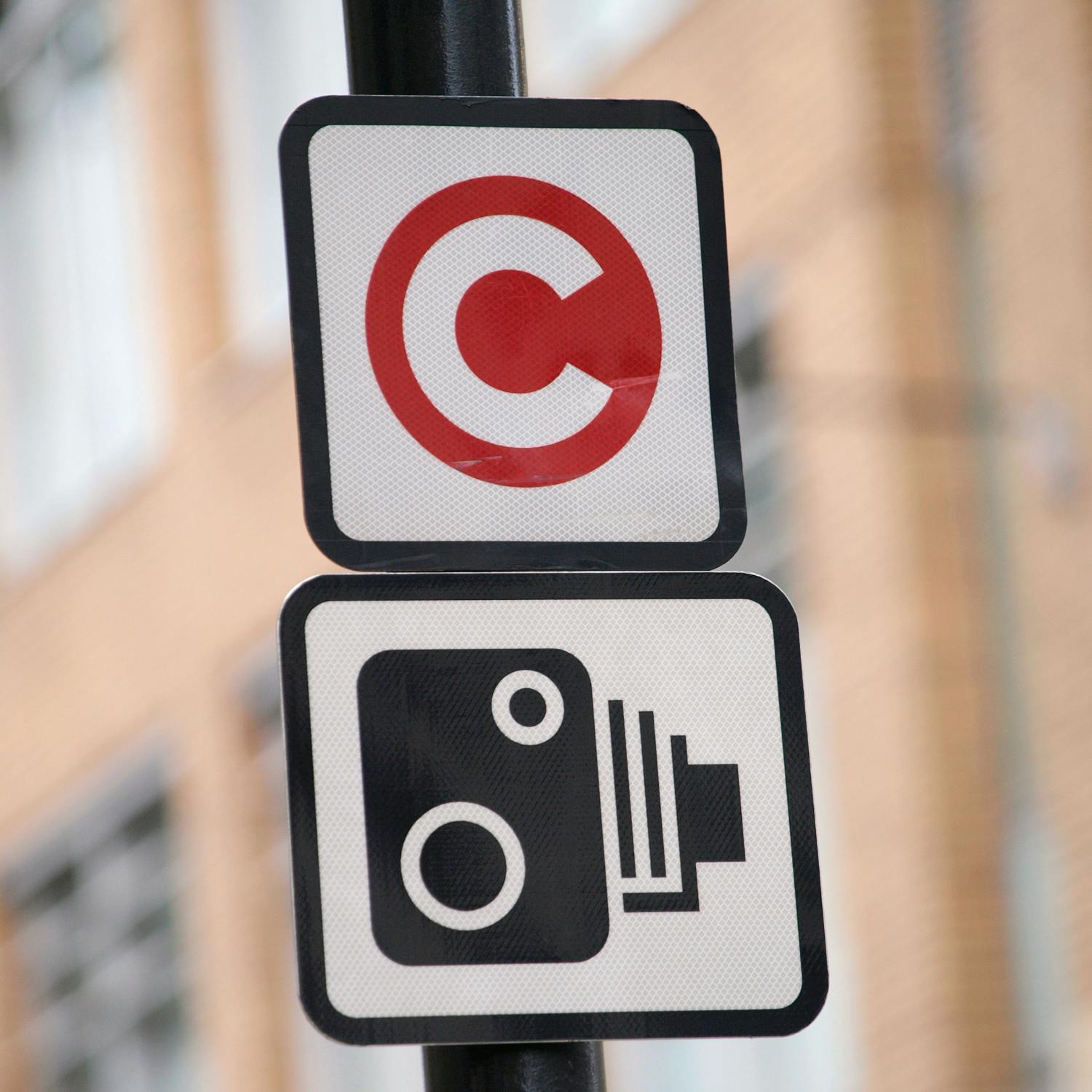 Are hefty congestion charges in cities necessary? episode artwork