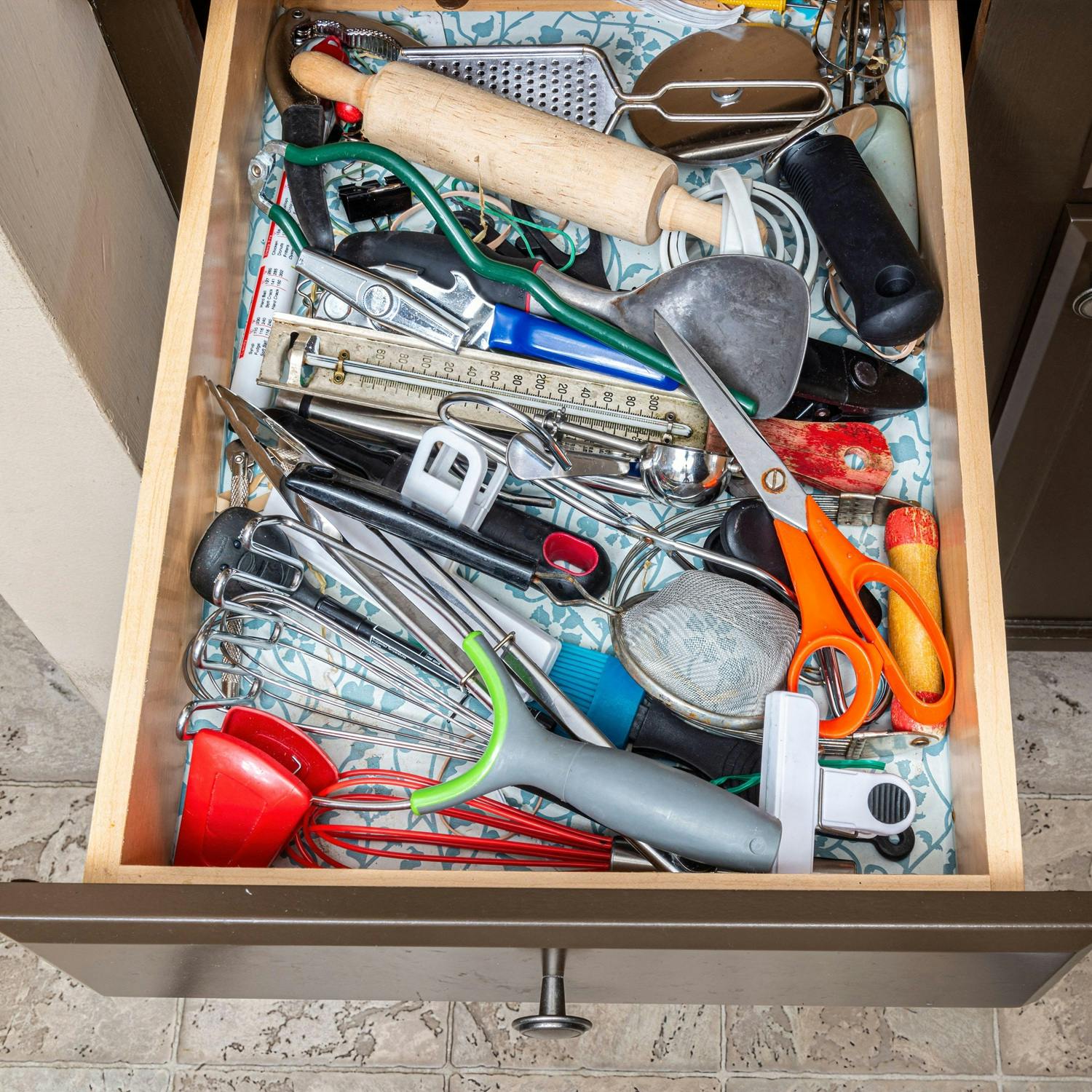 The Psychology Behind that messy drawer of yours. The Psychology Behind that messy drawer of yours.