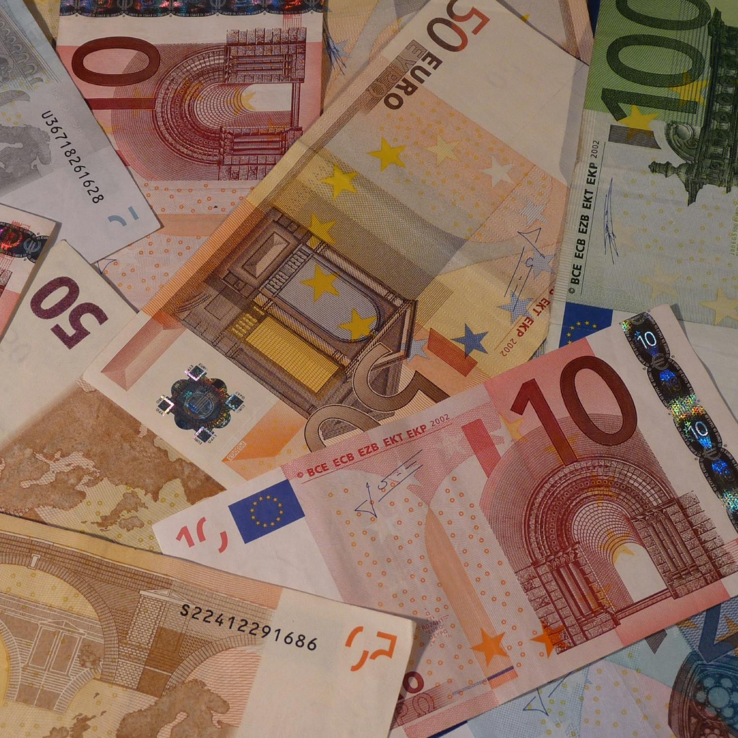 How do you manage your money after pay day?