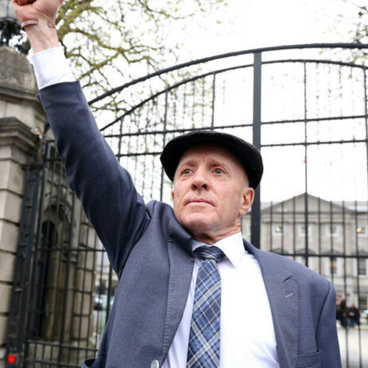 TD Michael Healy-Rae assaulted in his car in Dublin