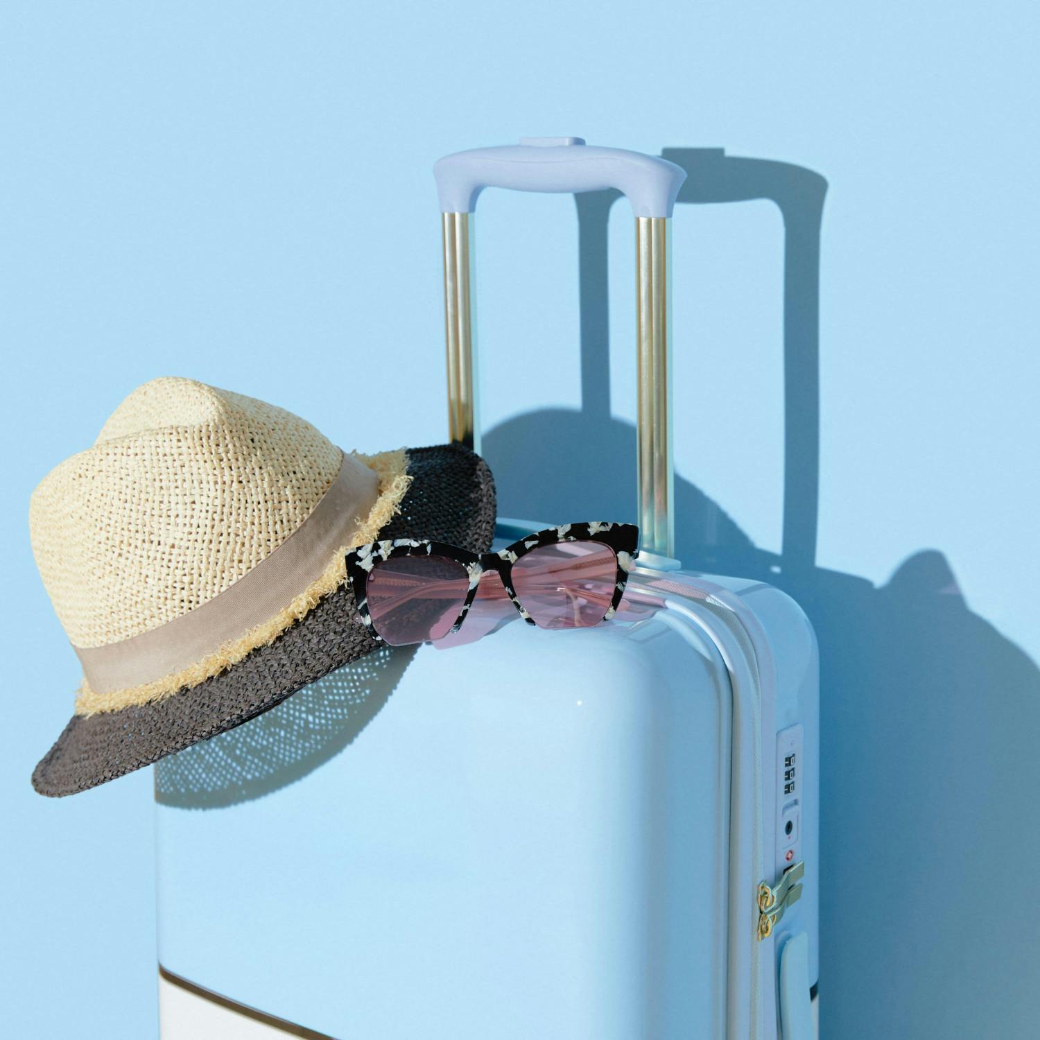 How to pack for a sweltering holiday! episode artwork