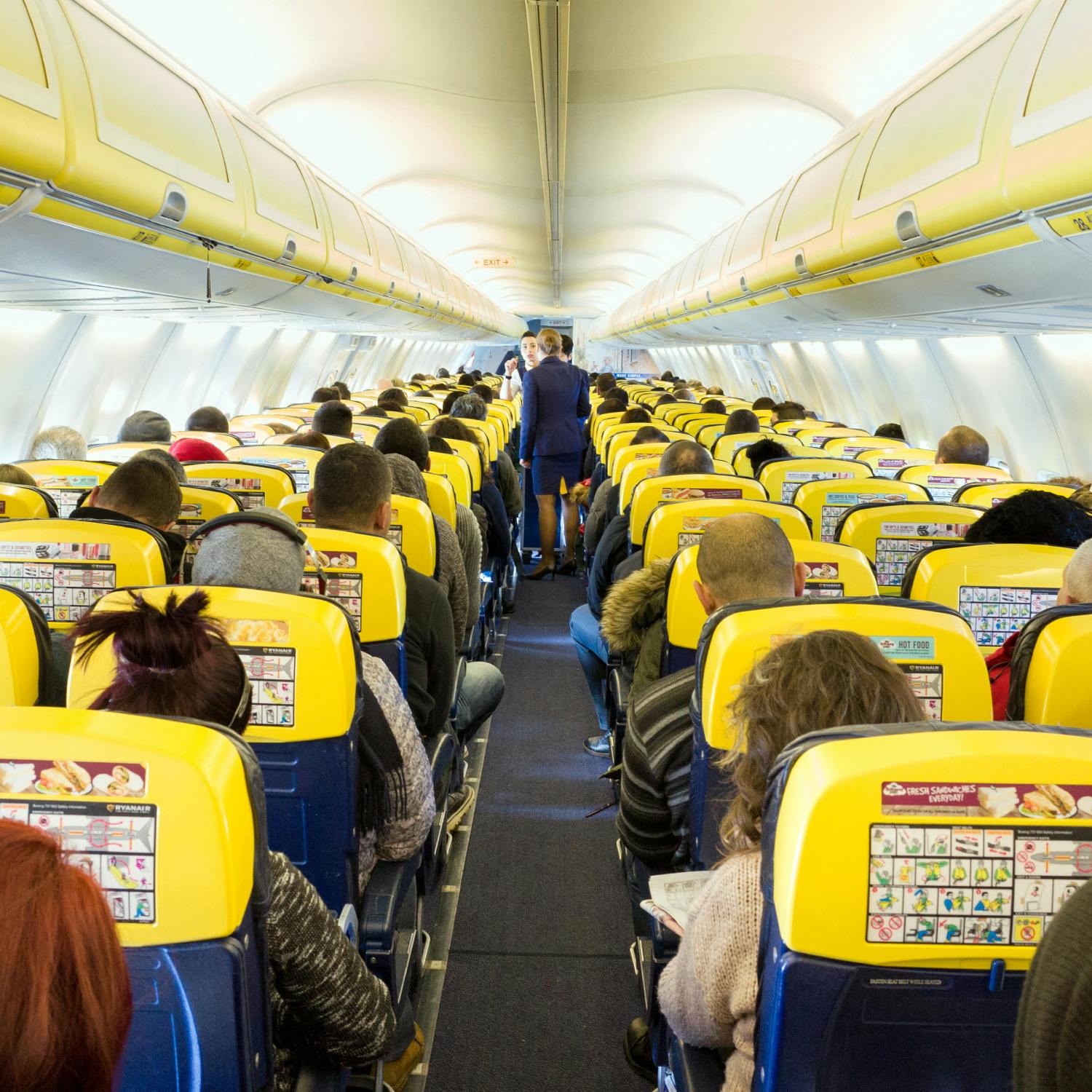 Inebriated passengers on Ryanair flight - listener experience