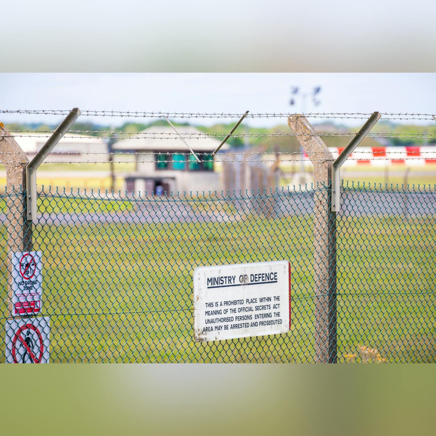US pulls bombers from RAF Fairford - what happened?