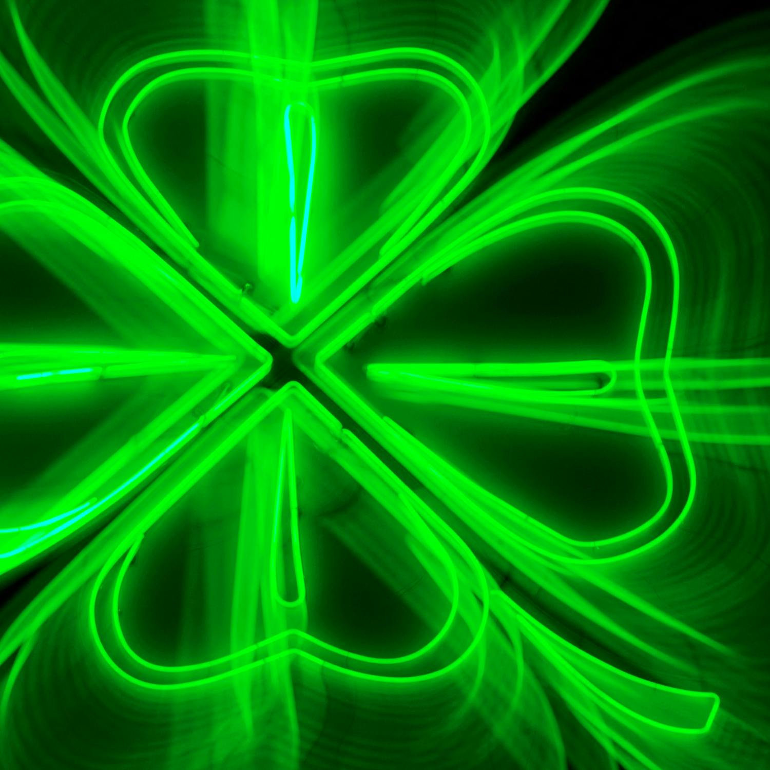 “Garish green you’d only find in a swamp” St Patrick's Day decor! “Garish green you’d only find in a swamp” St Patrick's Day decor!