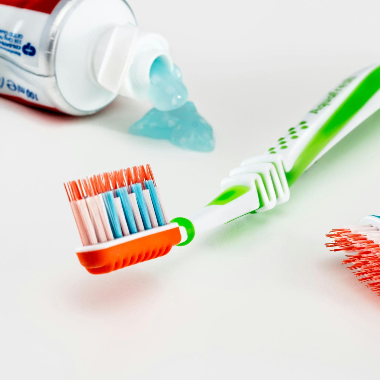 How to choose the best toothpaste for your dental needs