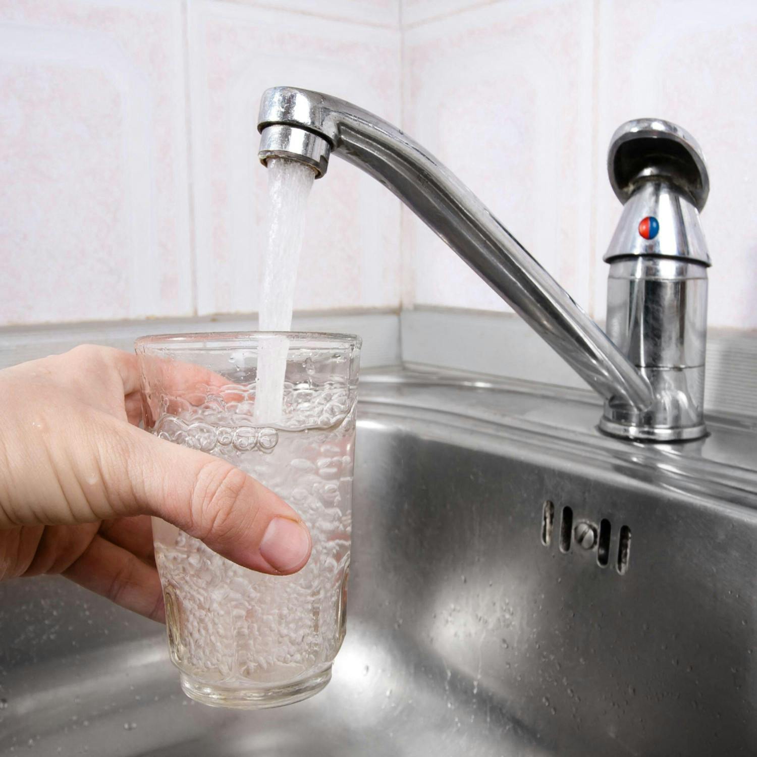 Calls for strict deadlines to be imposed on repairs for wastewater leaks Calls for strict deadlines to be imposed on repairs for wastewater leaks