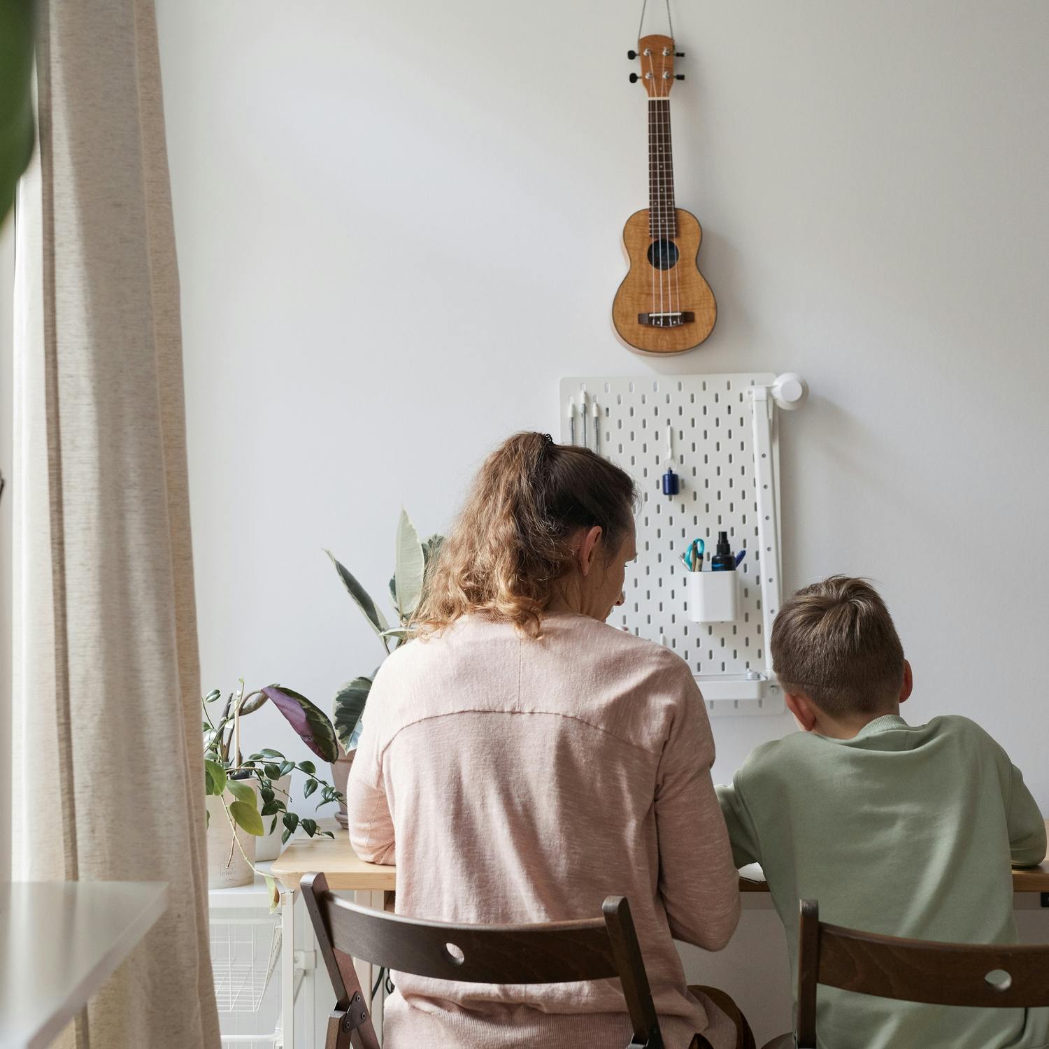 Lone Parents: Doras Buí