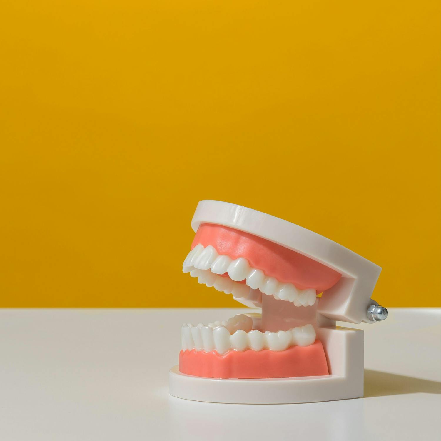 Do teeth whitening kits actually work? Do teeth whitening kits actually work?