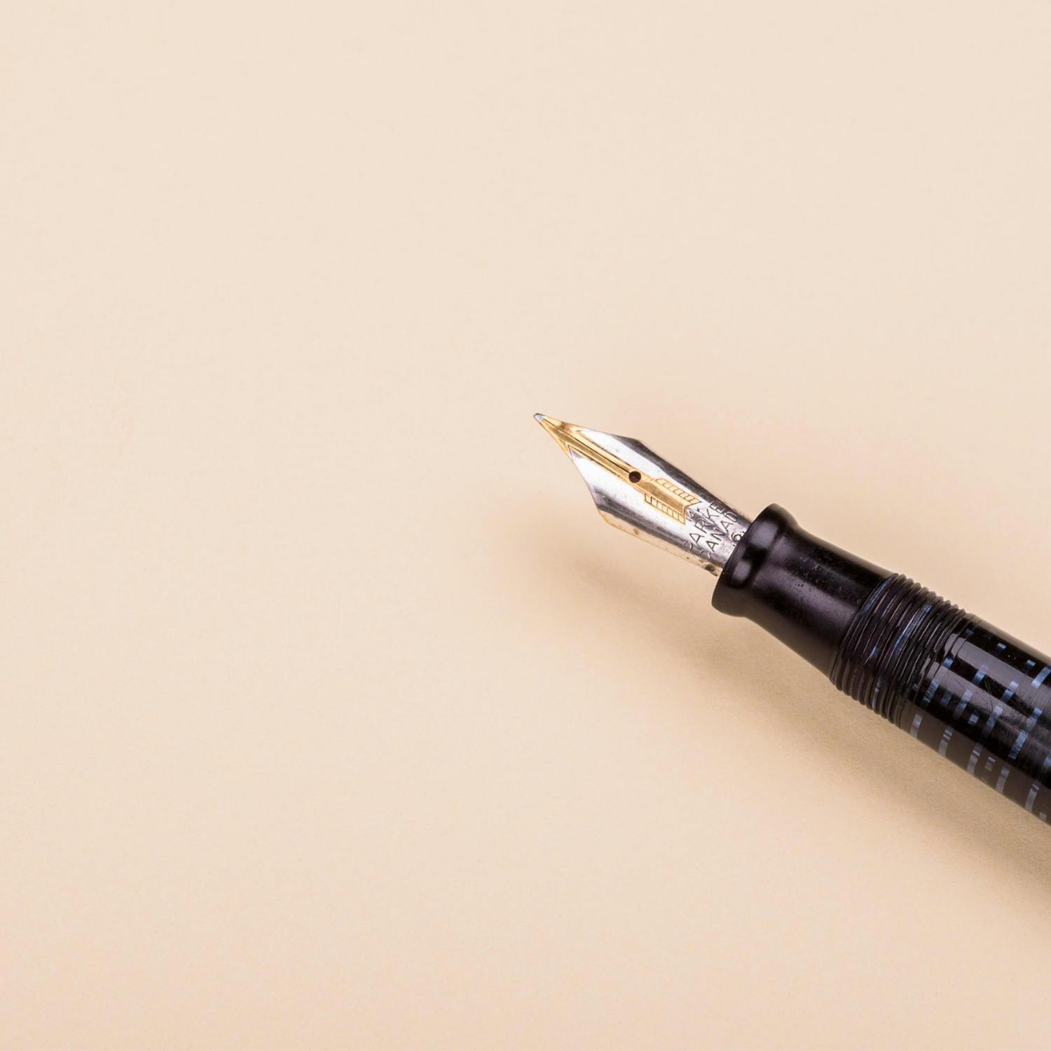 Writing letters to strangers around the world Writing letters to strangers around the world