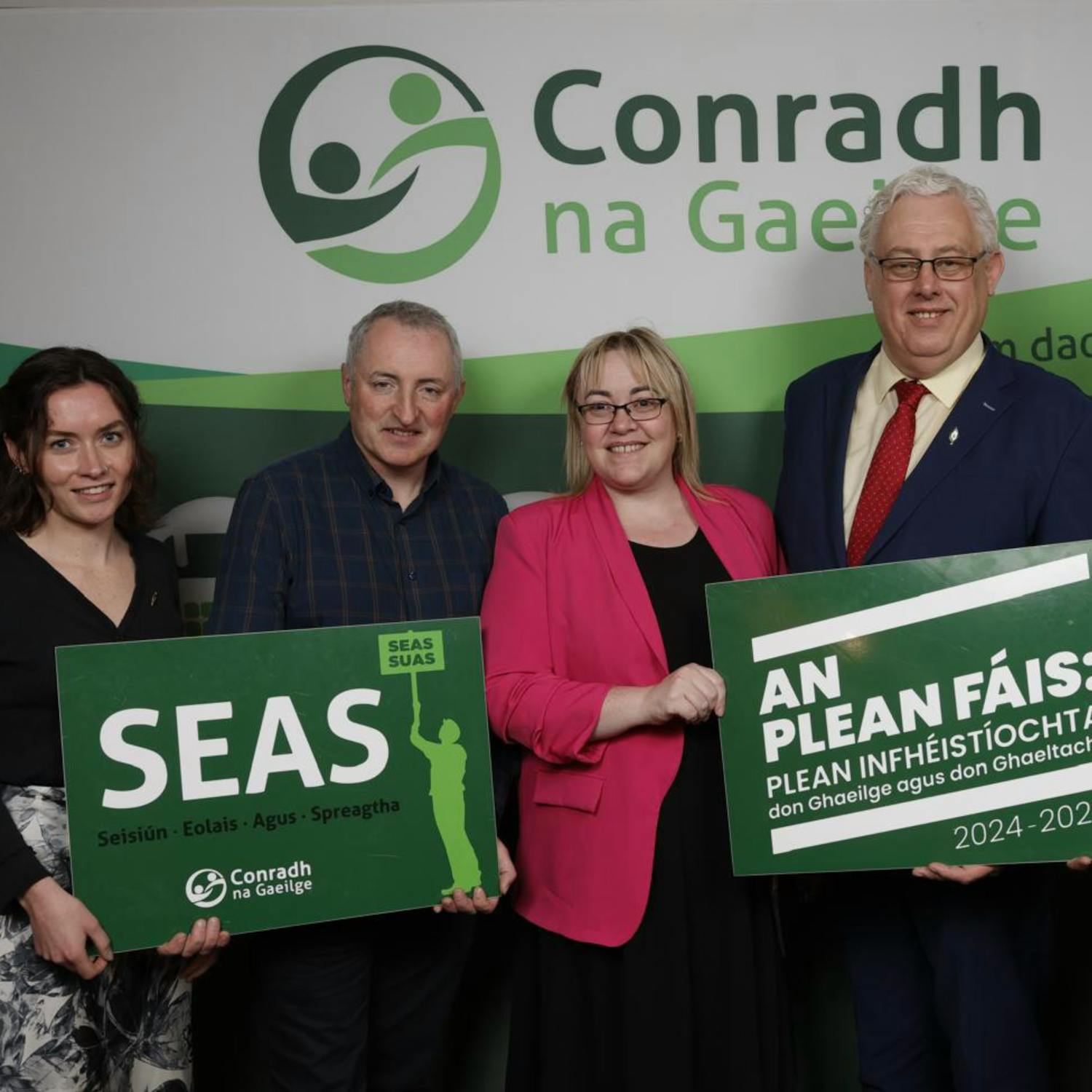 How Advocates are Promoting Níos Gaeilge