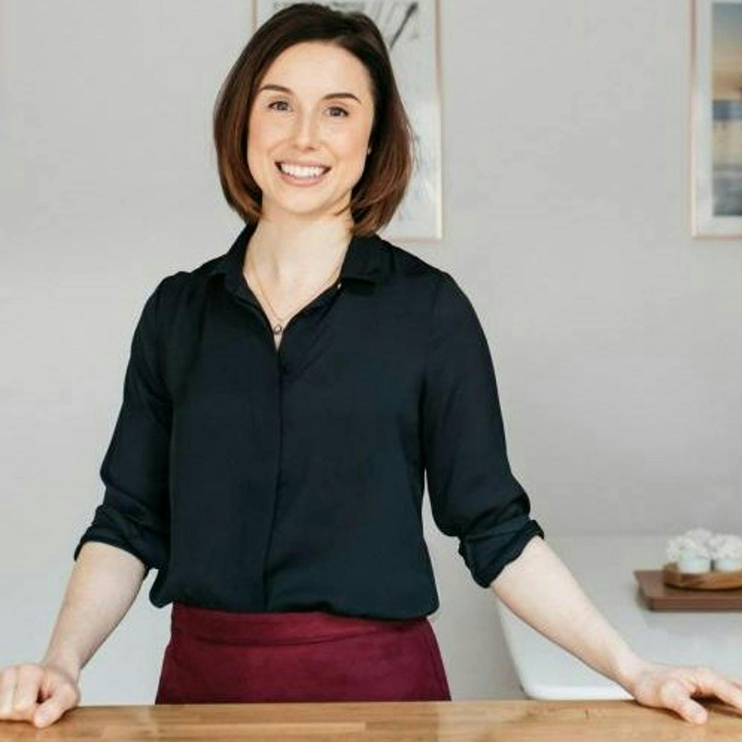 Cover art for the episode "How to stay healthy with immunologist Dr Jenna Macciochi" from Motherkind
