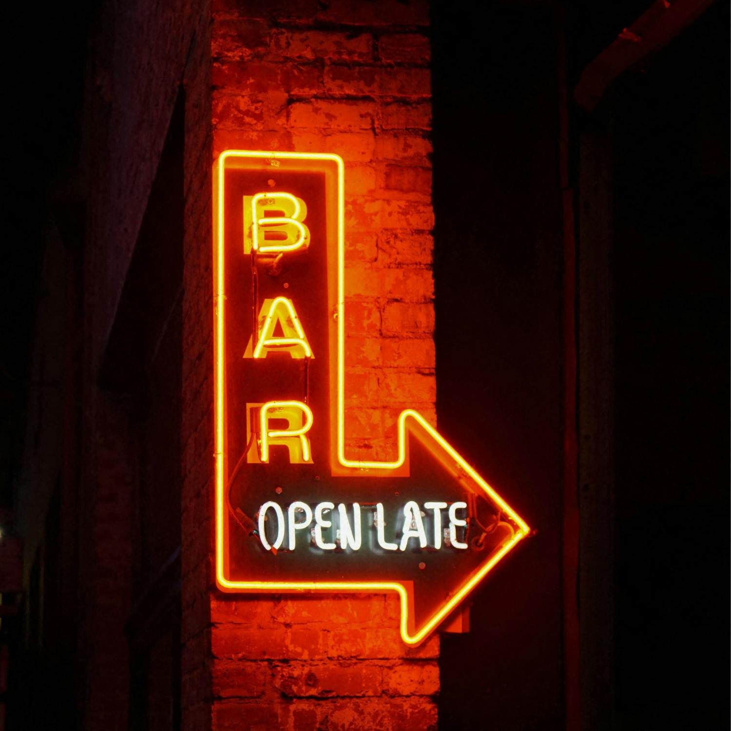 Late-night openings at pubs and nightclubs declining