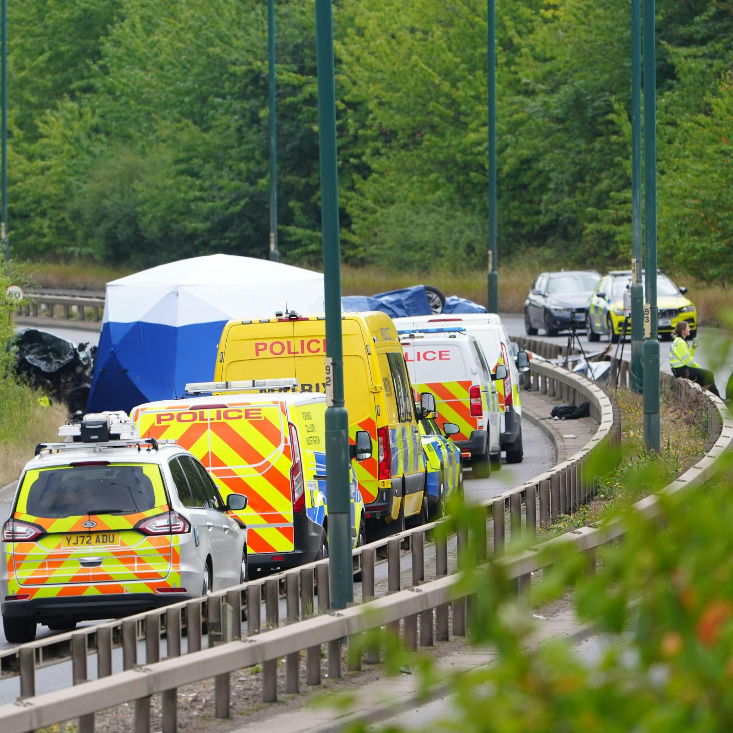 Crash in UK kills two police officers and five young men