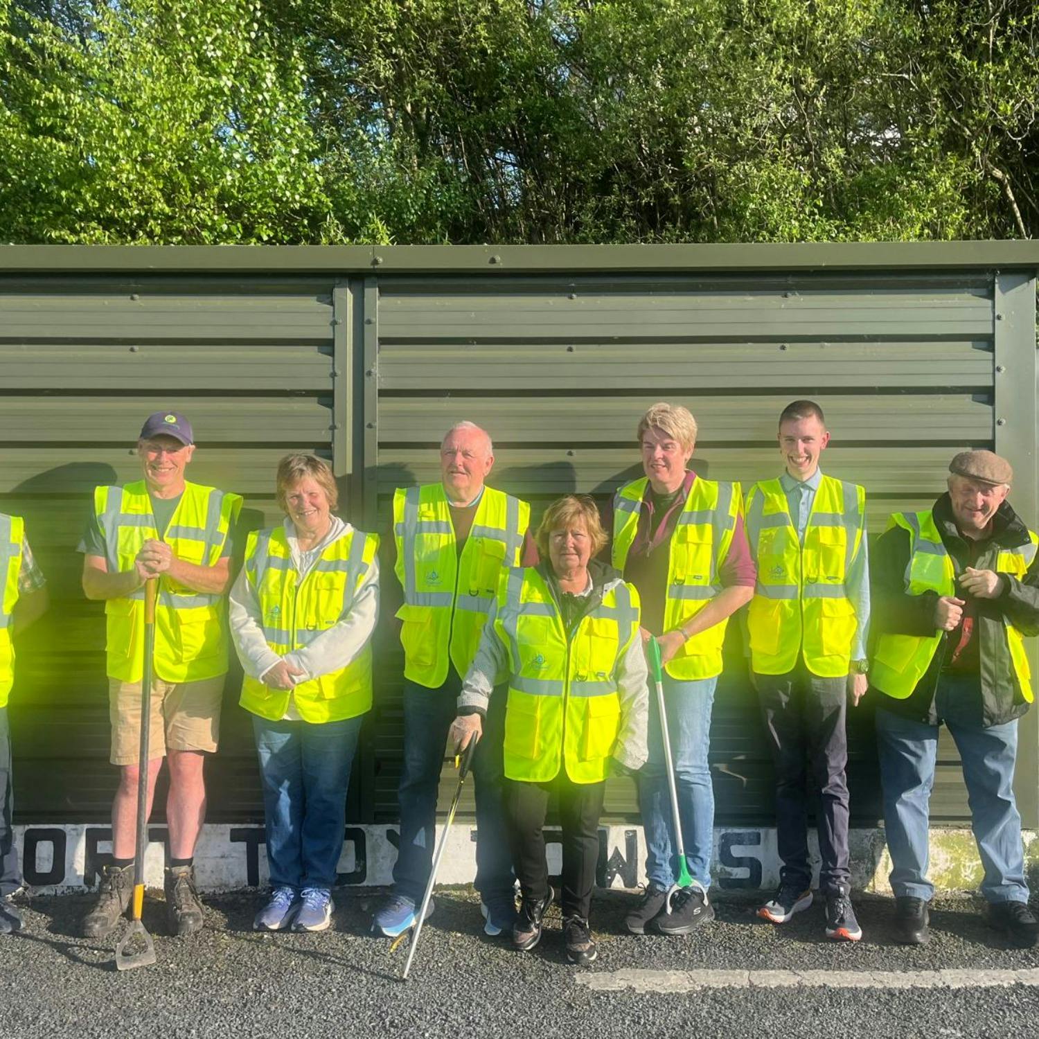 who are the runners and riders for this years Tidy Towns?