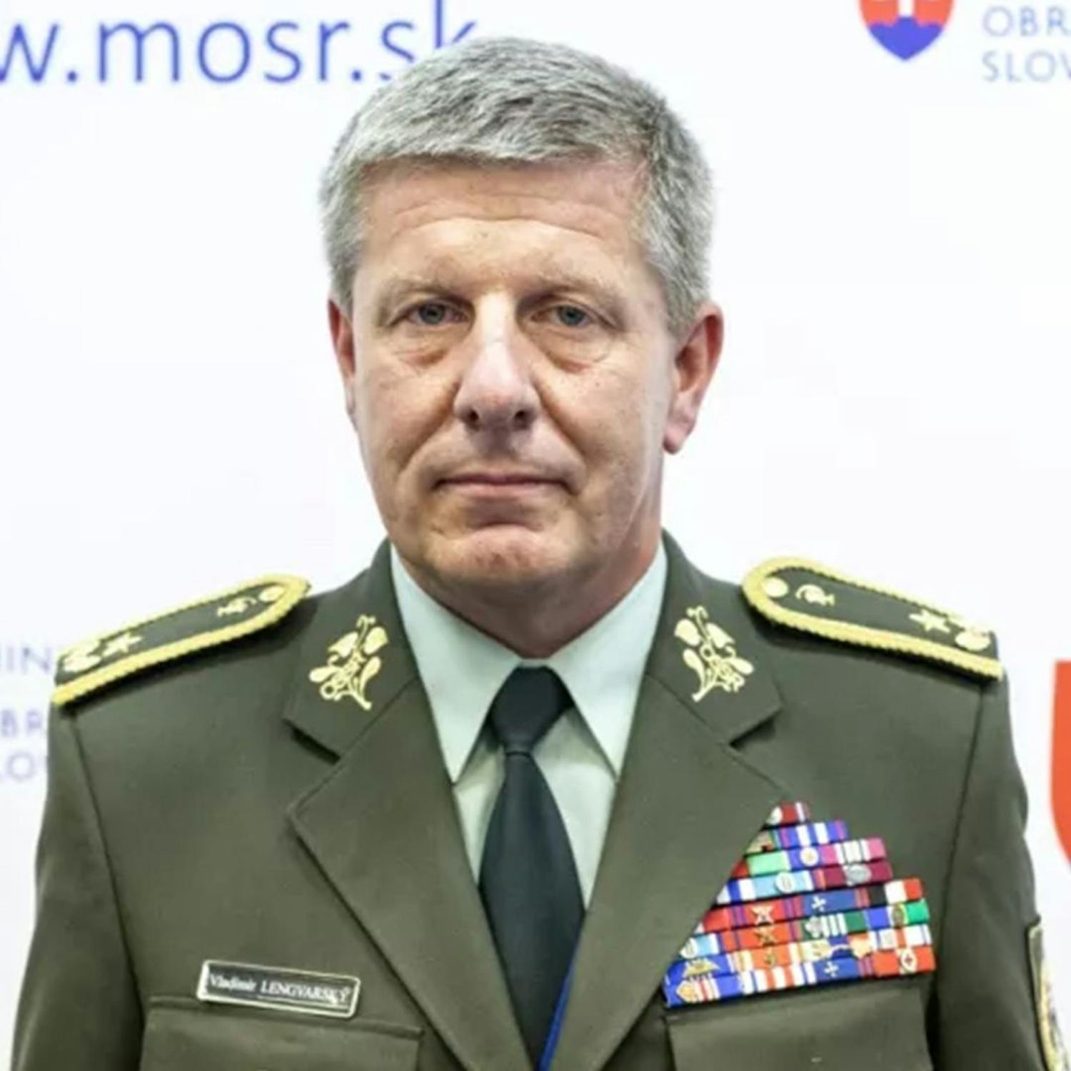 Vladimír Lengvarský - Ak sa na vláde nájde väčšina na odobrenie Sputnika, podpíšem jeho použitie