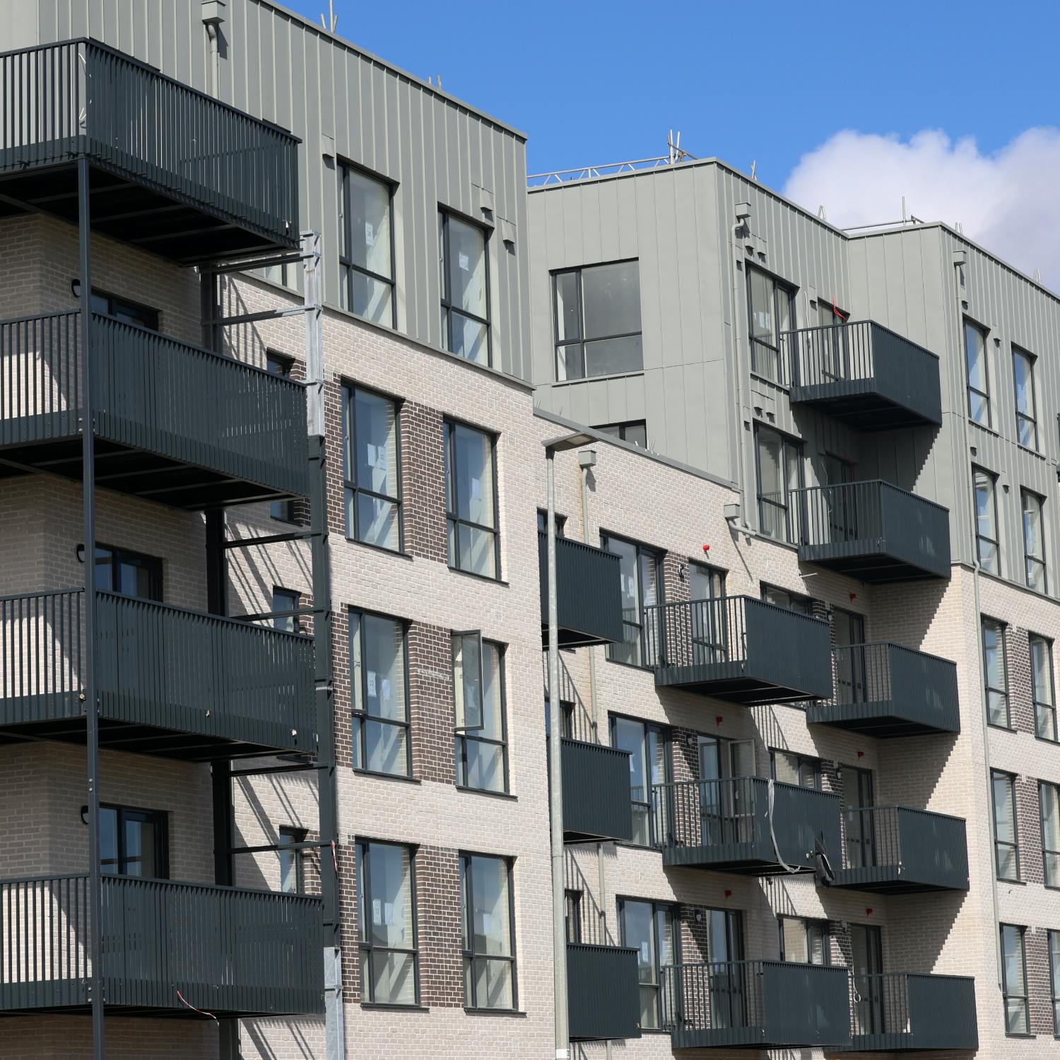 What family life in an apartment looks like over 40 years episode artwork