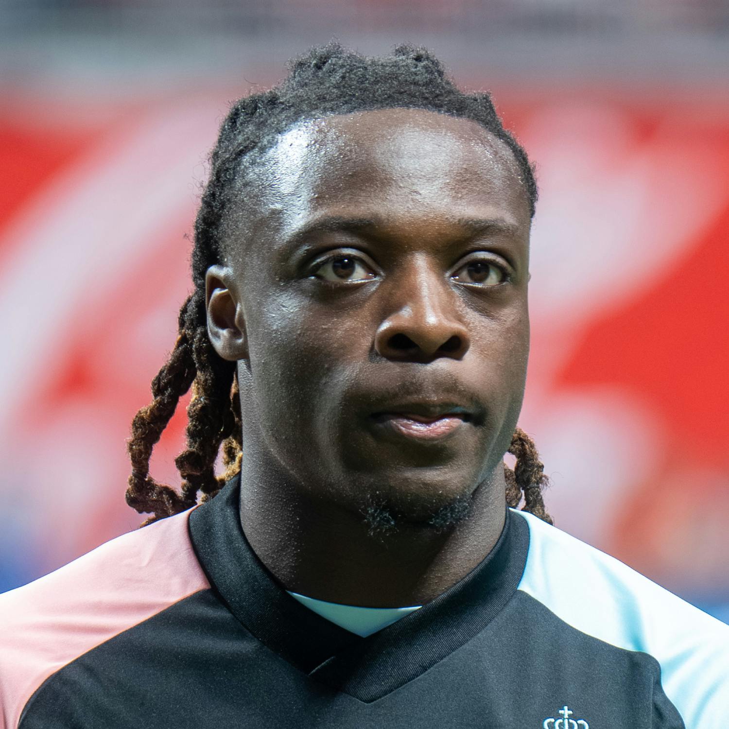 Professional footballer criticised for missing World Cup for birth of child - why? episode artwork