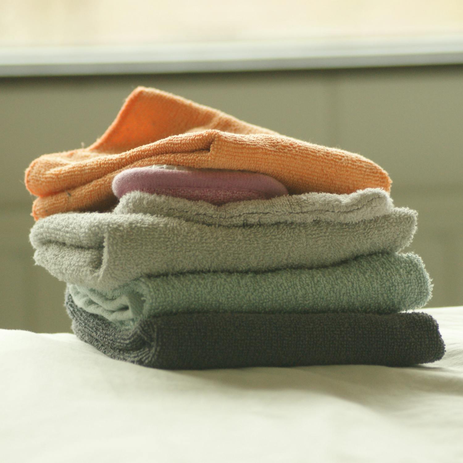 How to do Stuff: Folding Laundry