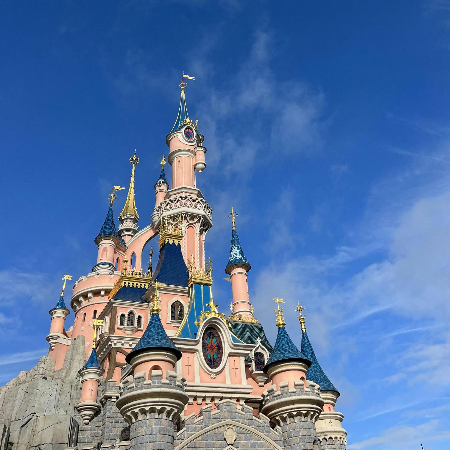 Campaign finally sees Gaeilge included in Disneyland Paris - Stuart’s story