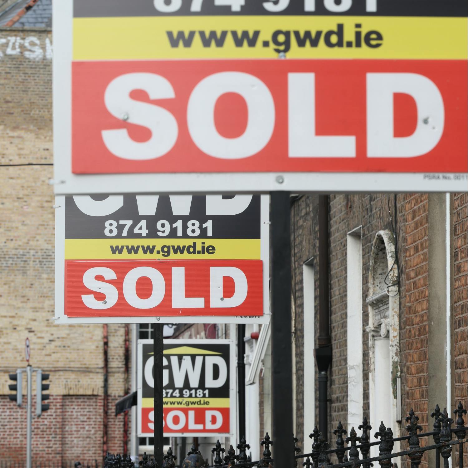 Is there any hope for young people to buy a house?