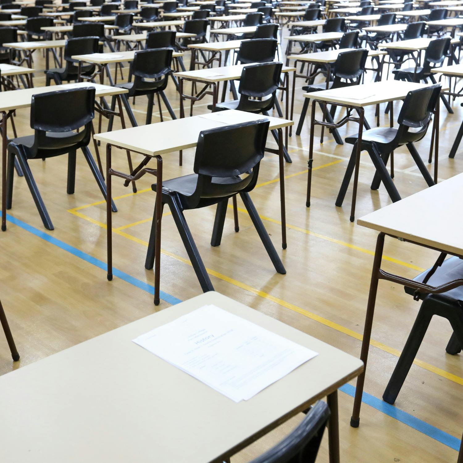 Should dyslexic students be given extra time to take state exams?