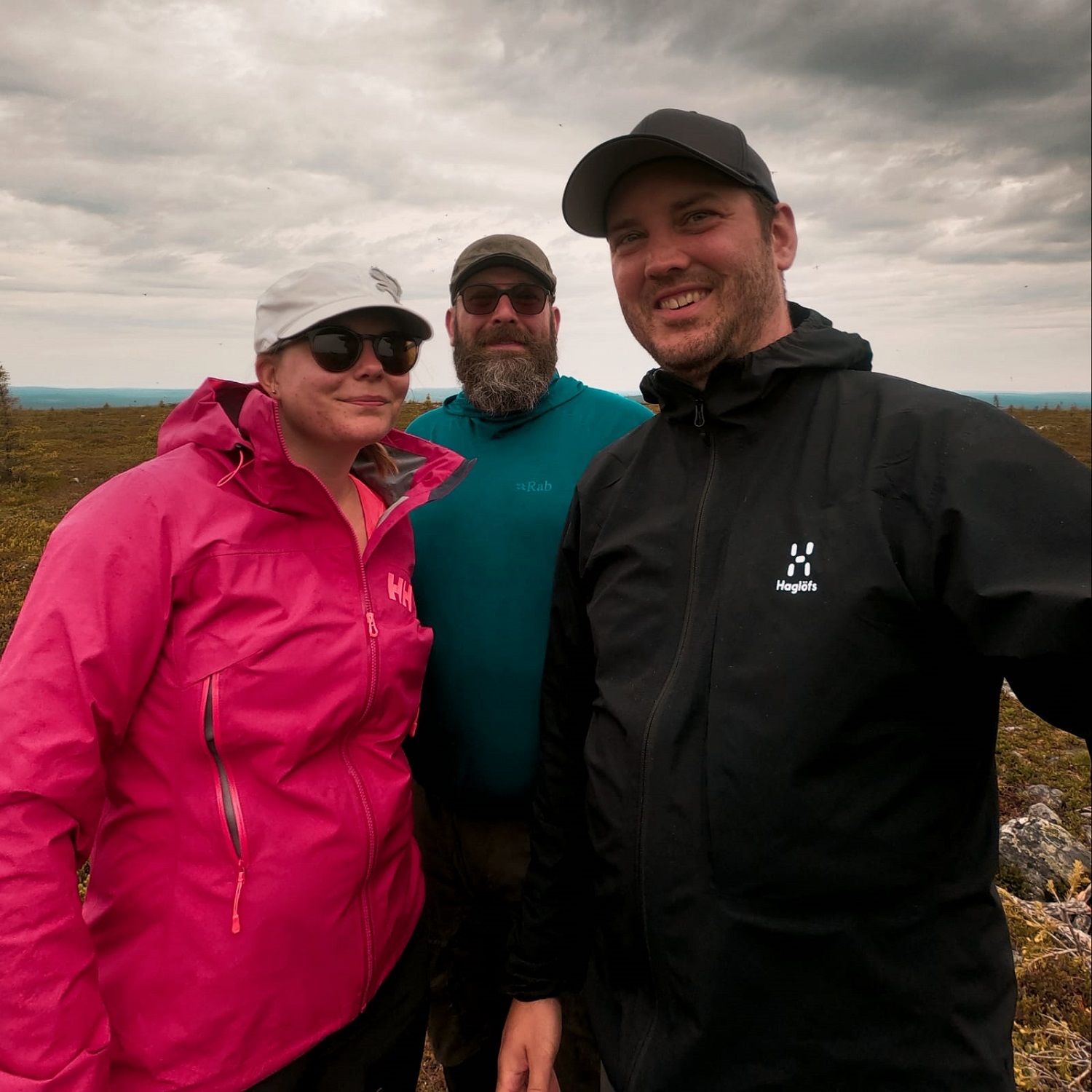 1. Trio esittäytyy ja erämaa näyttäytyy