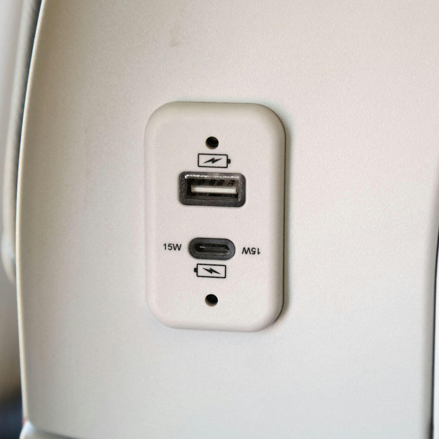 Should we have USB-C charging ports on public transport?