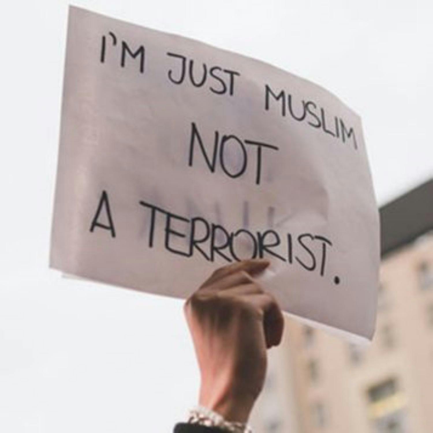 Muslim Irish Man Slams "Idiots" For Spreading Fears About Islam