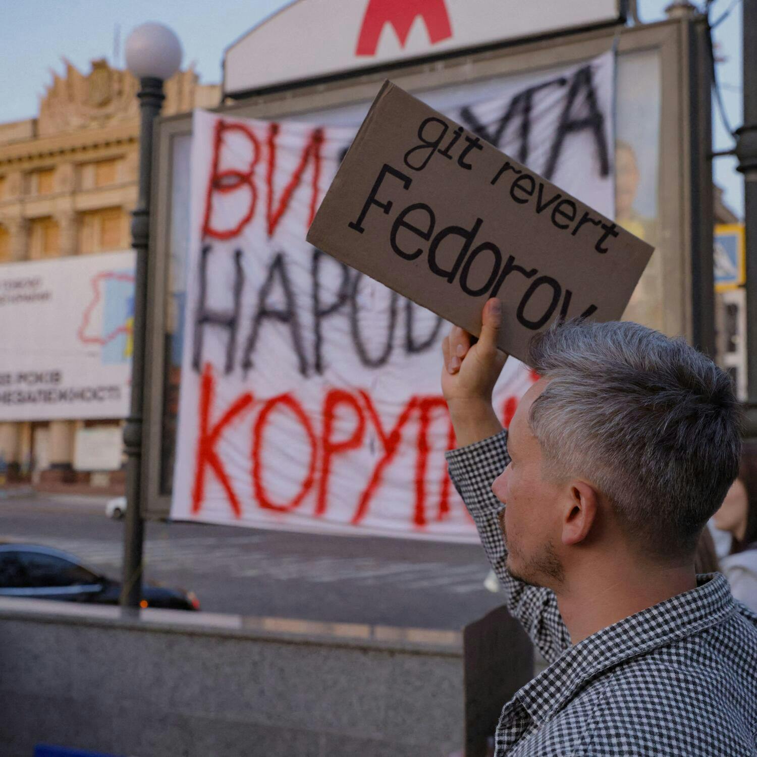Ukraine Under Pressure: War, Elections, and Zelenskyy’s Leadership