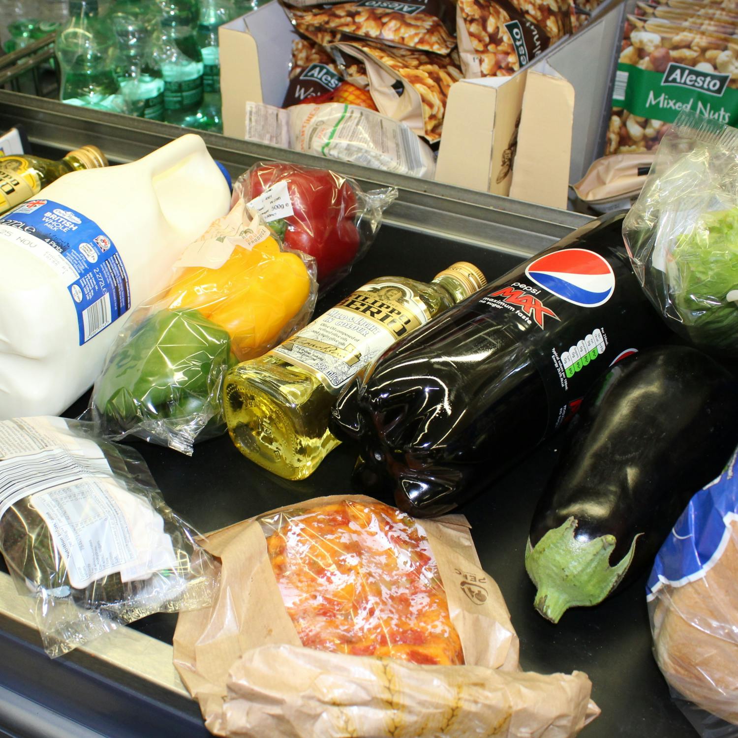 How do you properly pack a grocery shop? episode artwork