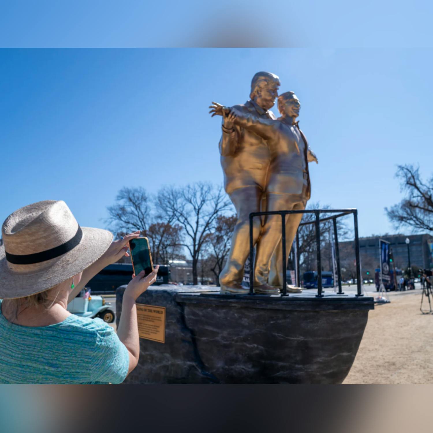 Satirical Trump statues keep appearing in DC Satirical Trump statues keep appearing in DC