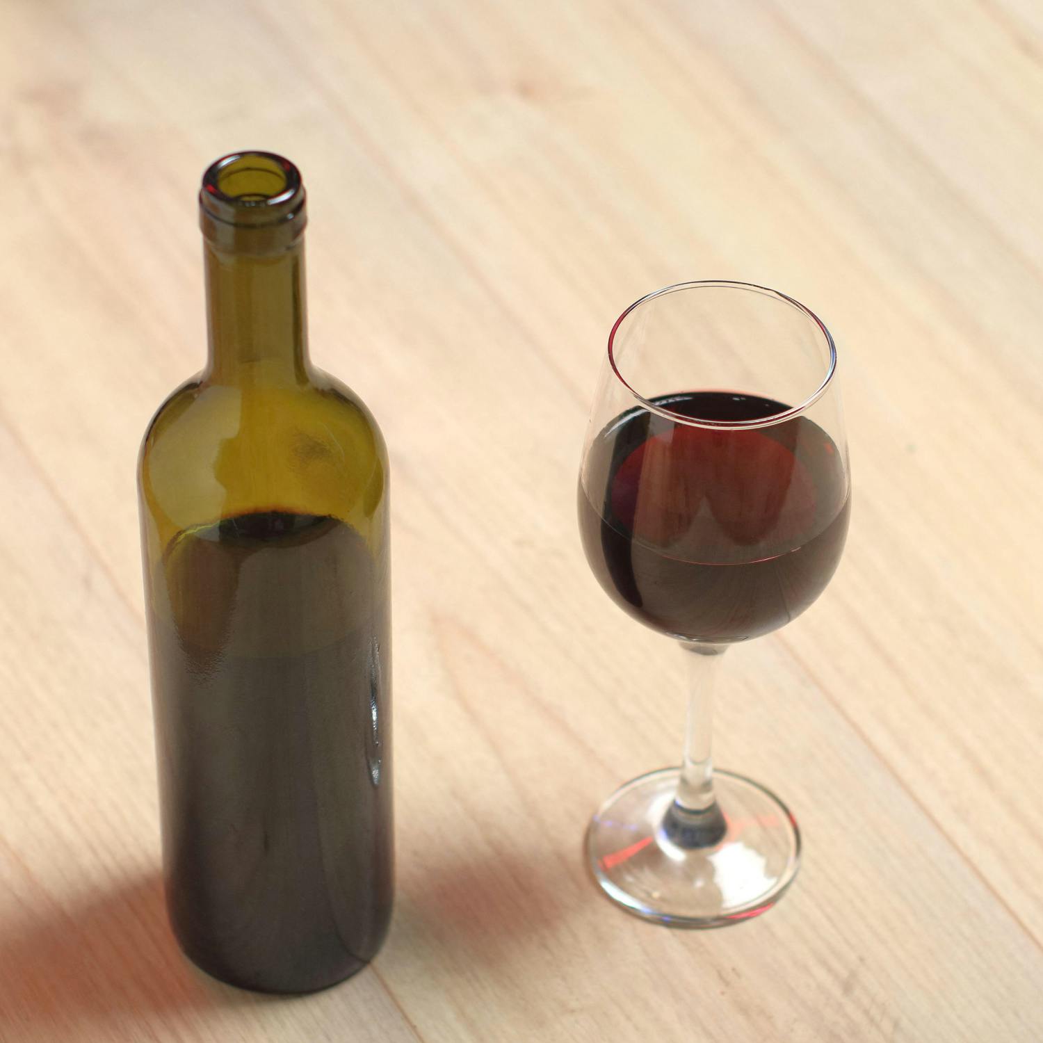 How do you ‘hyper-decant’ red wine?