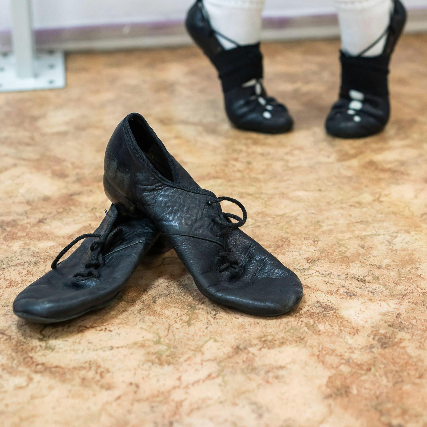 Irish dancing competition bans transgender dancers - why? episode artwork