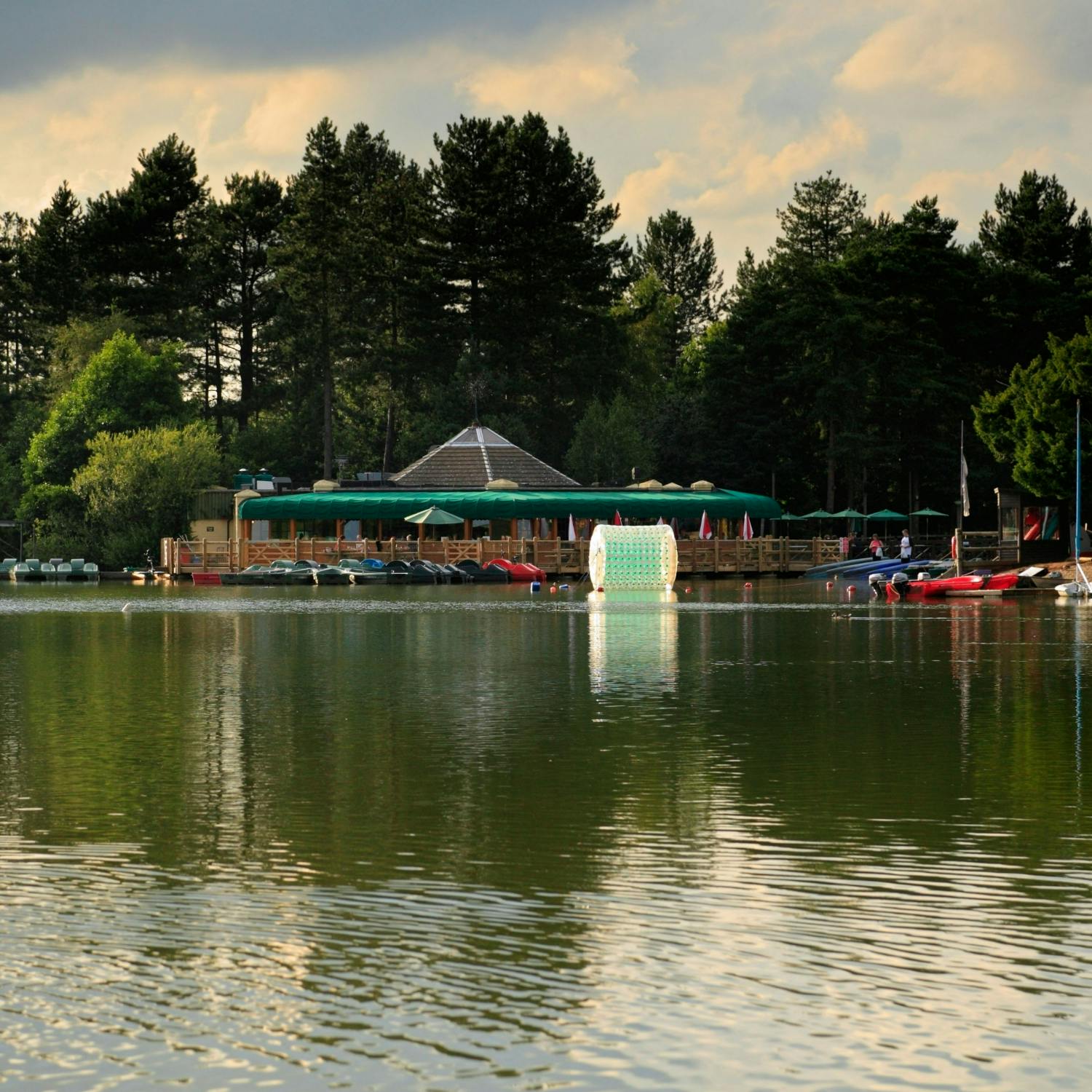 Center Parcs Does A U-Turn On Decision To Evict Holiday Makers On The Day Of Queen Elizabeth's Funeral