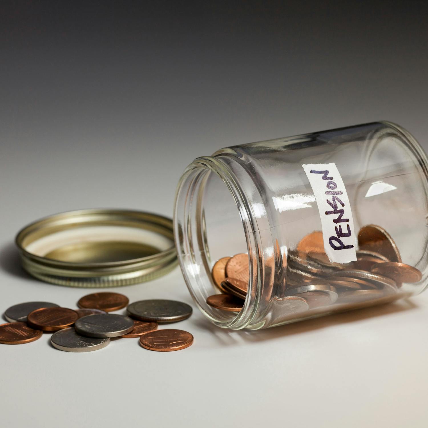 How you could qualify for a second pension in the UK Image