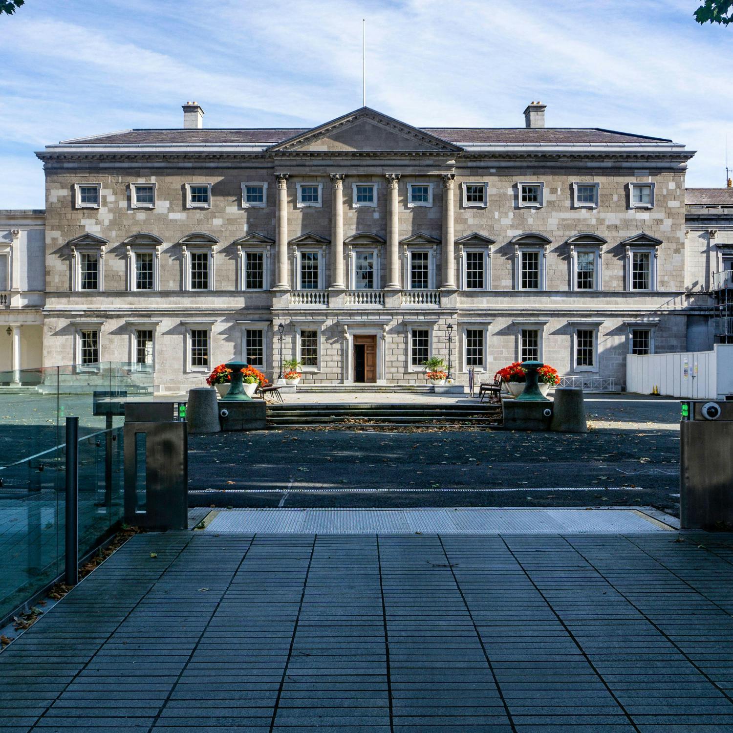 The Dáil is being recalled today